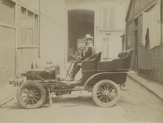 Descrizione fondo Giovanni Buzzi