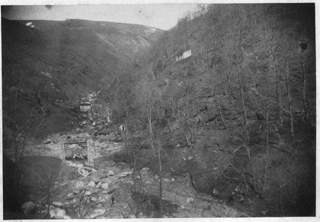Il fiume Bello tra Bidogno e Corticiasca con un mulino sullo sfondo