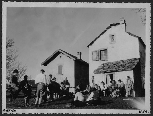 Festa per l'inaugurazione della capanna CAS a Condra