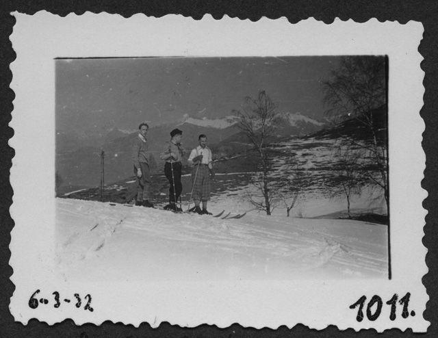 Tre sciatori sui monti di Condra