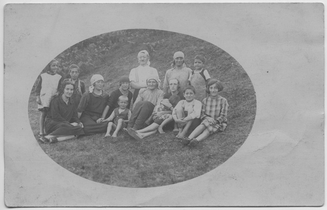 Famiglia Morosoli e amici a Rovè, Gola di Lago