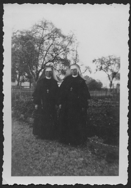 Ritratto di due suore