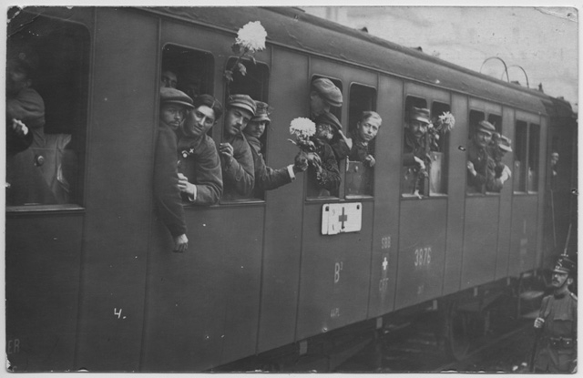 Cartolina del passaggio dei feriti italiani attraverso la Svizzera