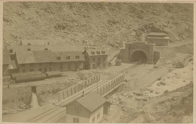 Entrata della galleria del San Gottardo a Göschenen