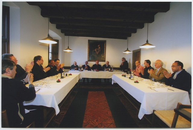 Pranzo nel refettorio del Convento di Bigorio in occasione della benedizione del nuovo altare