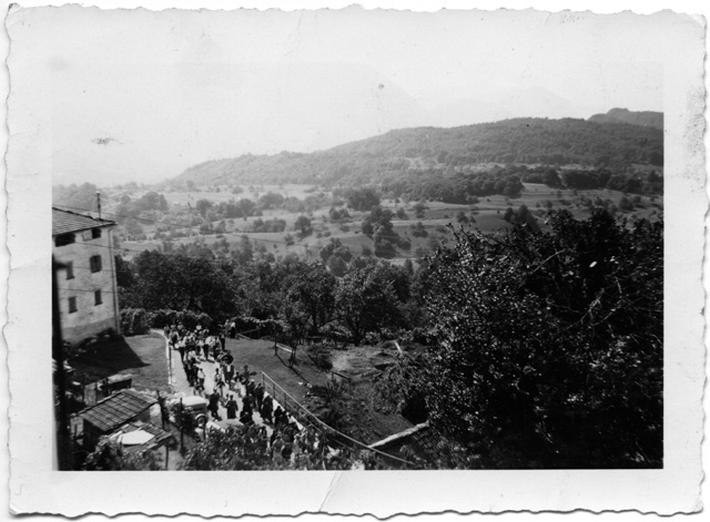 Processione dell'Ascensione verso il Convento di Bigorio