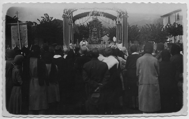 Celebrazione della messa in occasione del Centenario della Medaglia Miracolosa all'Oratorio