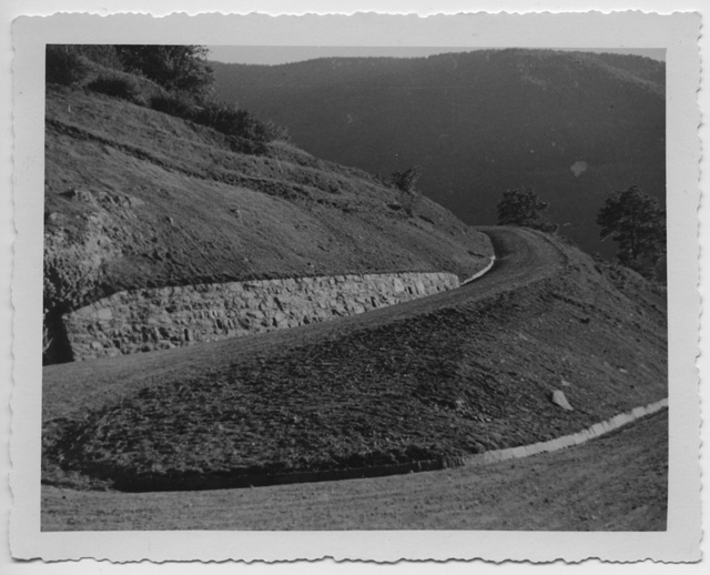 Strada verso Certara