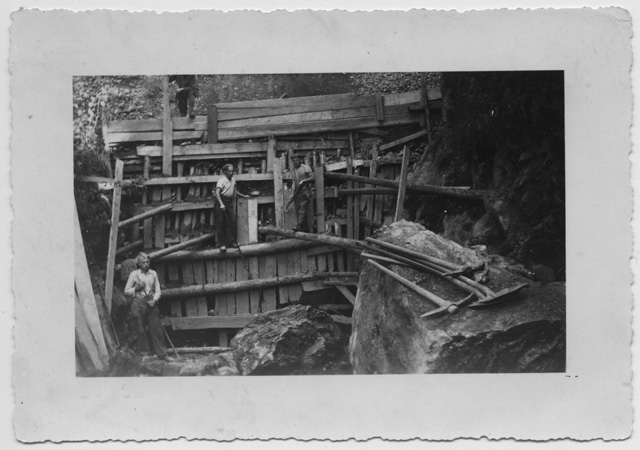 Costruzione di un ponte a