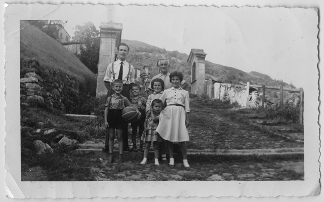 Famiglia Lepori e Bindella sulla Via Crucis di Bidogno
