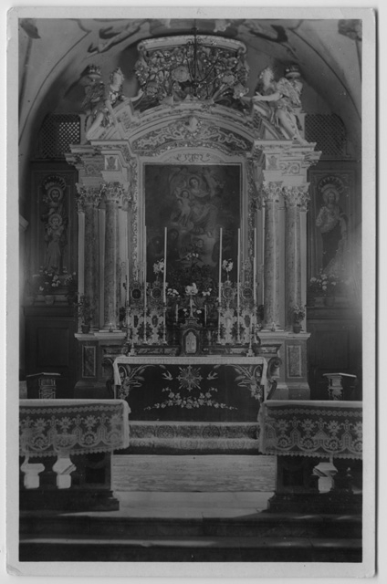 Altare maggiore del Convento dei cappuccini di Mesocco