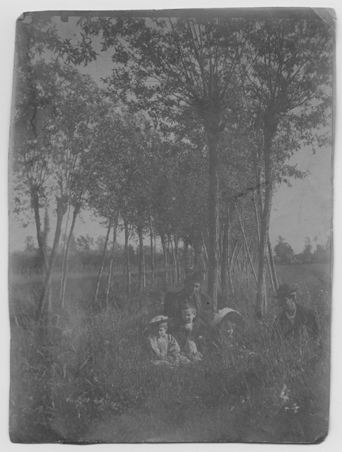 Ritratto di gruppo all'aperto