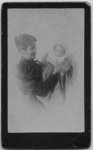 Ritratto di Adele Rossi con la figlia Gina Maria