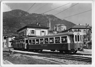 Cartolina della stazione di Tesserete con la ferrovia Lugano - Tesserete