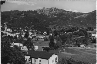Cartolina di Tesserete con il campo di calcio