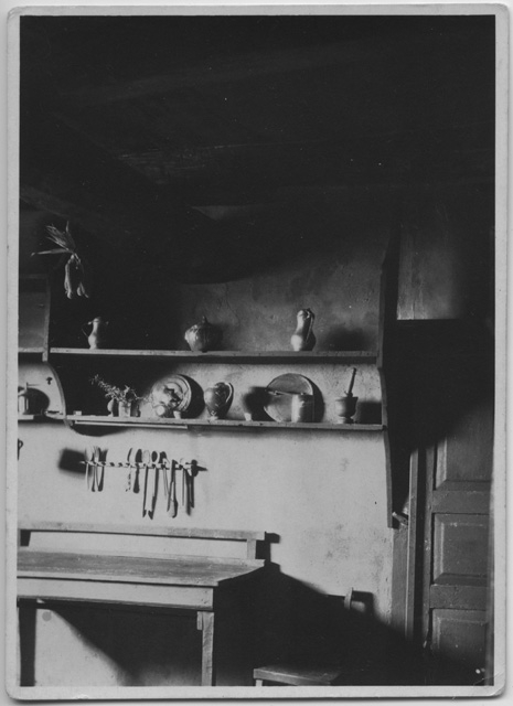 Interno della casa di Mario Bernasconi