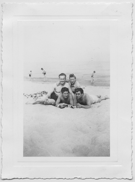 Gruppo in spiaggia a Cleveland