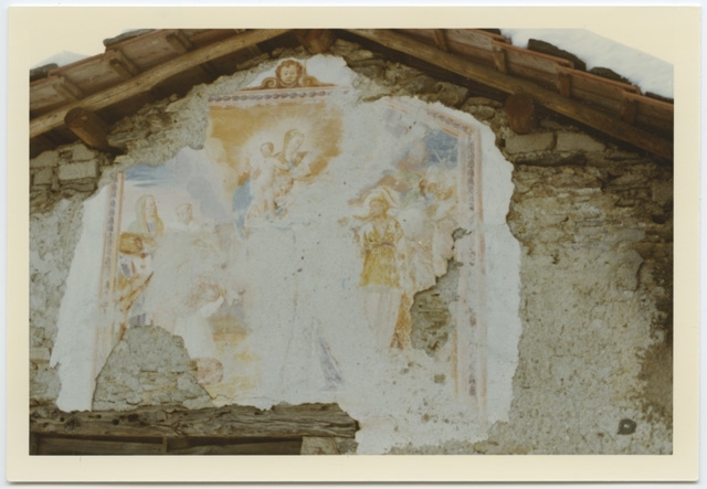 Affresco sulla facciata di una cascina ai ronchi di Sala Capriasca