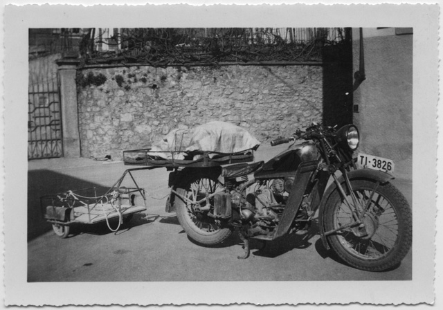 Carretto per la consegna del pane della panetteria Storni
