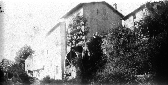 Veduta del mulino Scalmanini a Tesserete