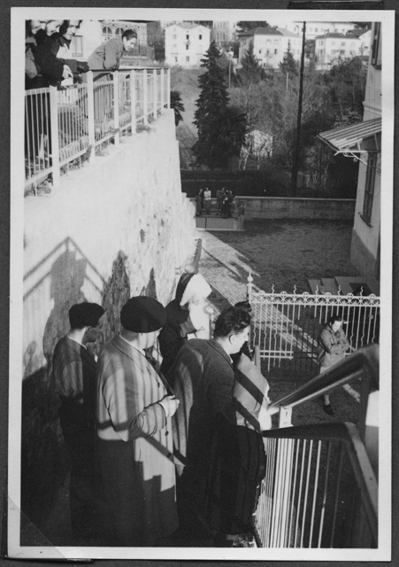 Distribuzione dei doni di San Nicolao ai giardinetti