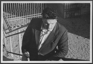 Ritratto di uomo ai giardinetti di Tesserete