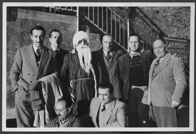 Membri del comitato di carnevale con San Nicolao a Tesserete