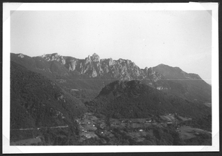 Veduta dei Denti della Vecchia da Corticiasca