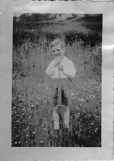 Renato Lucca con fucile