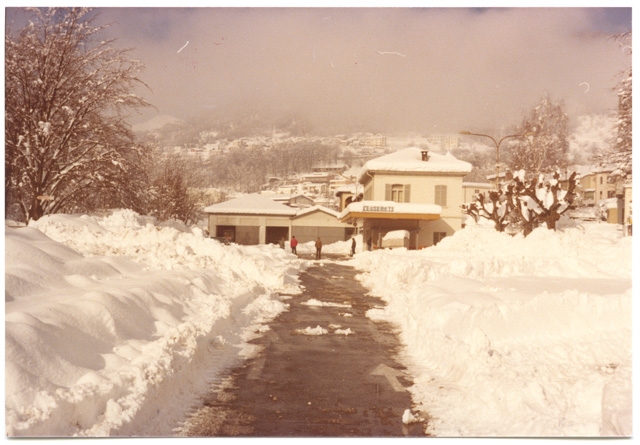 Stazione di Tesserete dopo la grande nevicata del '78