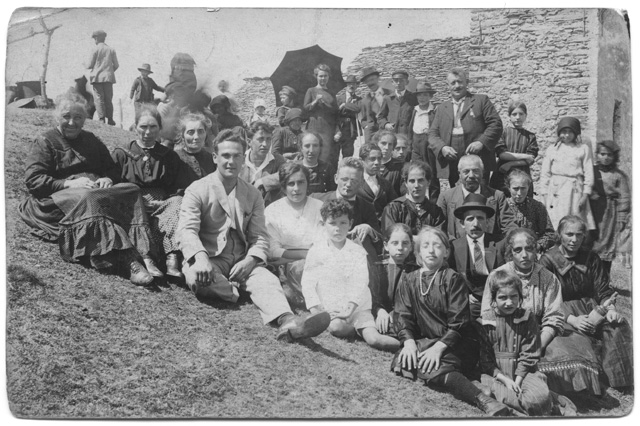 Gruppo alla chiesa di Colla