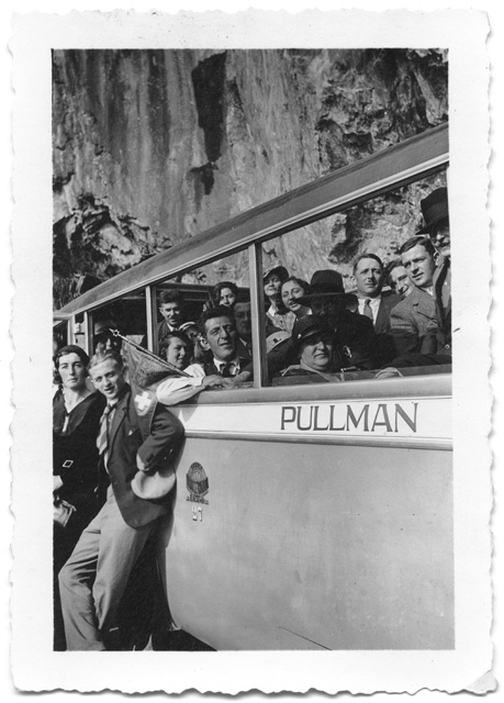 Club alpino in gita a ghiacciaio del Rodano