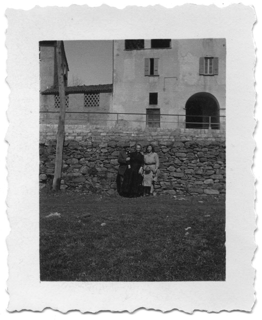 Gruppetto sotto via alla Chiesa a Tesserete