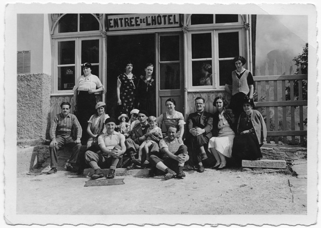 Personale in posa all'Hotel Piora