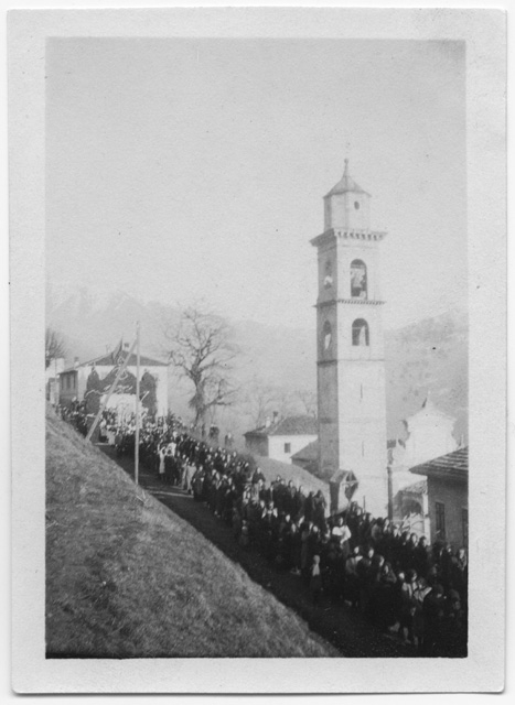 Processione a Bidogno