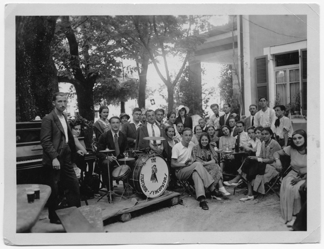 Gruppo in posa con i San Gottardo Syncopators
