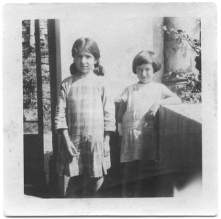 Elide e Sandra Sopranzi a Comano