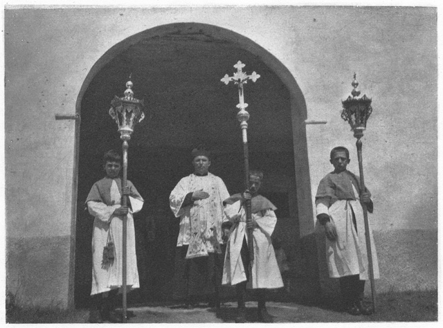 Cerimonia all'oratorio di San Bernardo a Comano