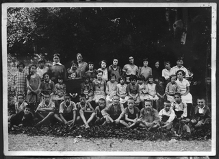 Classe scolastica con la maestra Ida Pescia a Comano