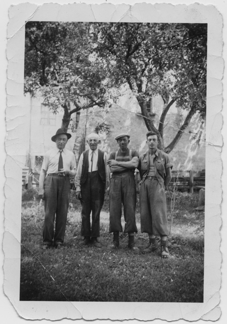 Famiglia Deluigi a Lelgio