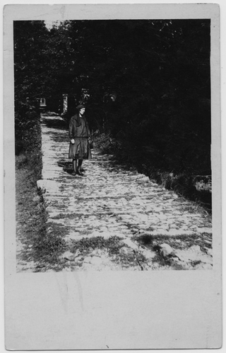 Rosina Deluigi sulla Via Crucis di Bigorio