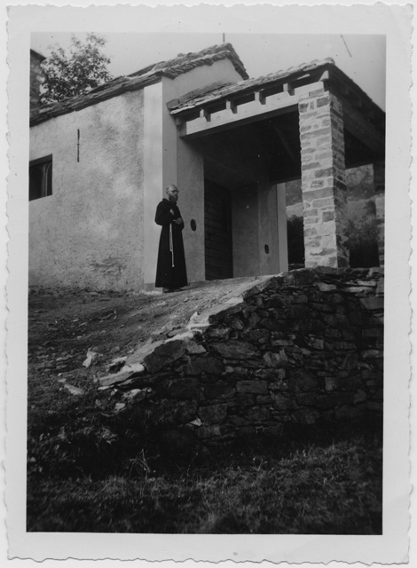 Padre Adriano all'oratorio di Brena