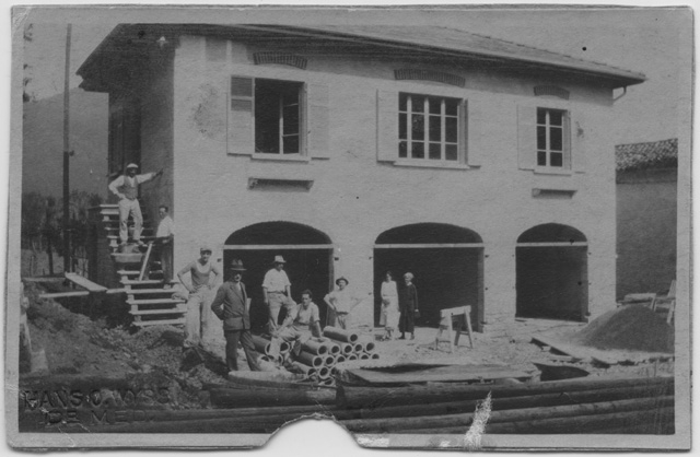 Costruzione della rimessa di casa Wyss a Comano