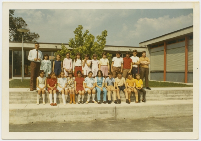 Alunni in posa a Comano