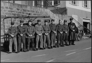 Corpo Pompieri Capriasca davanti alla sede di piazza Motta a Tesserete