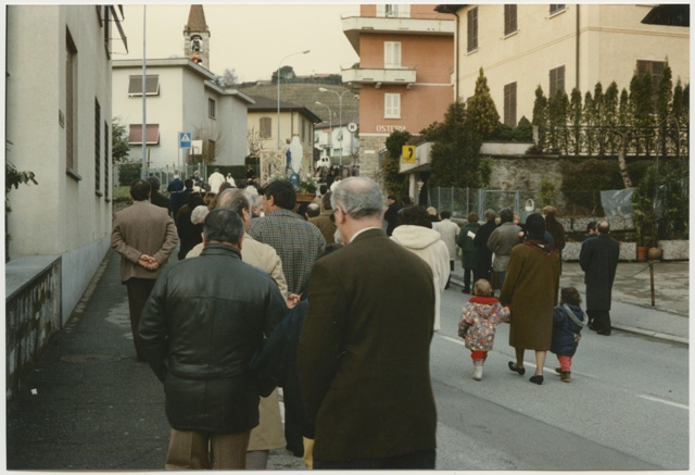 Processione per la festa della Madonna a Comano