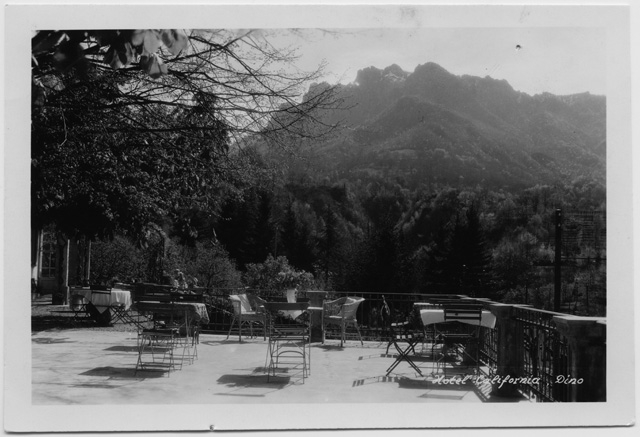 Terrazza dell'Hotel California a Dino