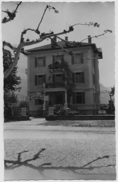 Cartolina dell'Hotel de la Gare a Dino