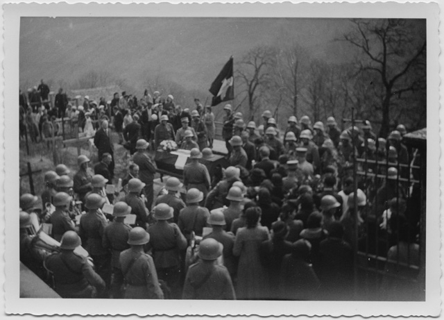 Funerale militare a Bidogno