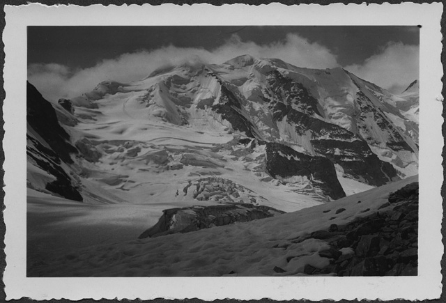 Veduta del passo del Bernina con il Pizzo Palu